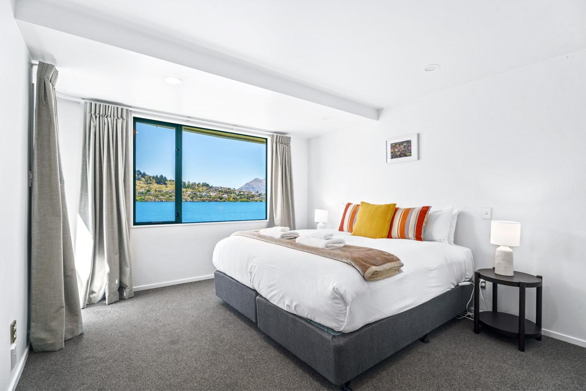 Lakefront Living At Remarkables Retreat - Eight Κουίνσταουν Εξωτερικό φωτογραφία